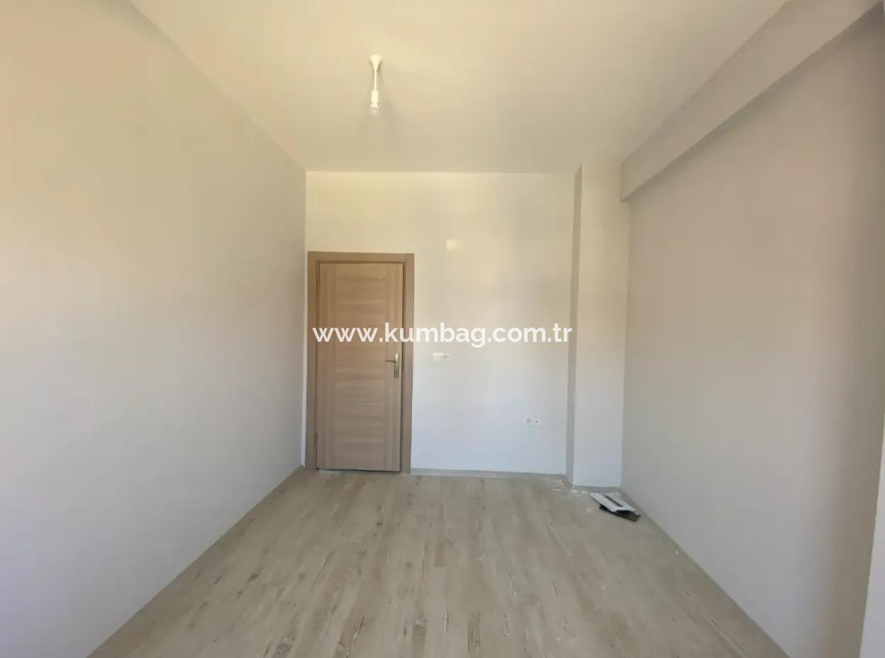 Kumbağ Mah.kumkent Mevkii Yeni Binada Satılık 2+1 Daire