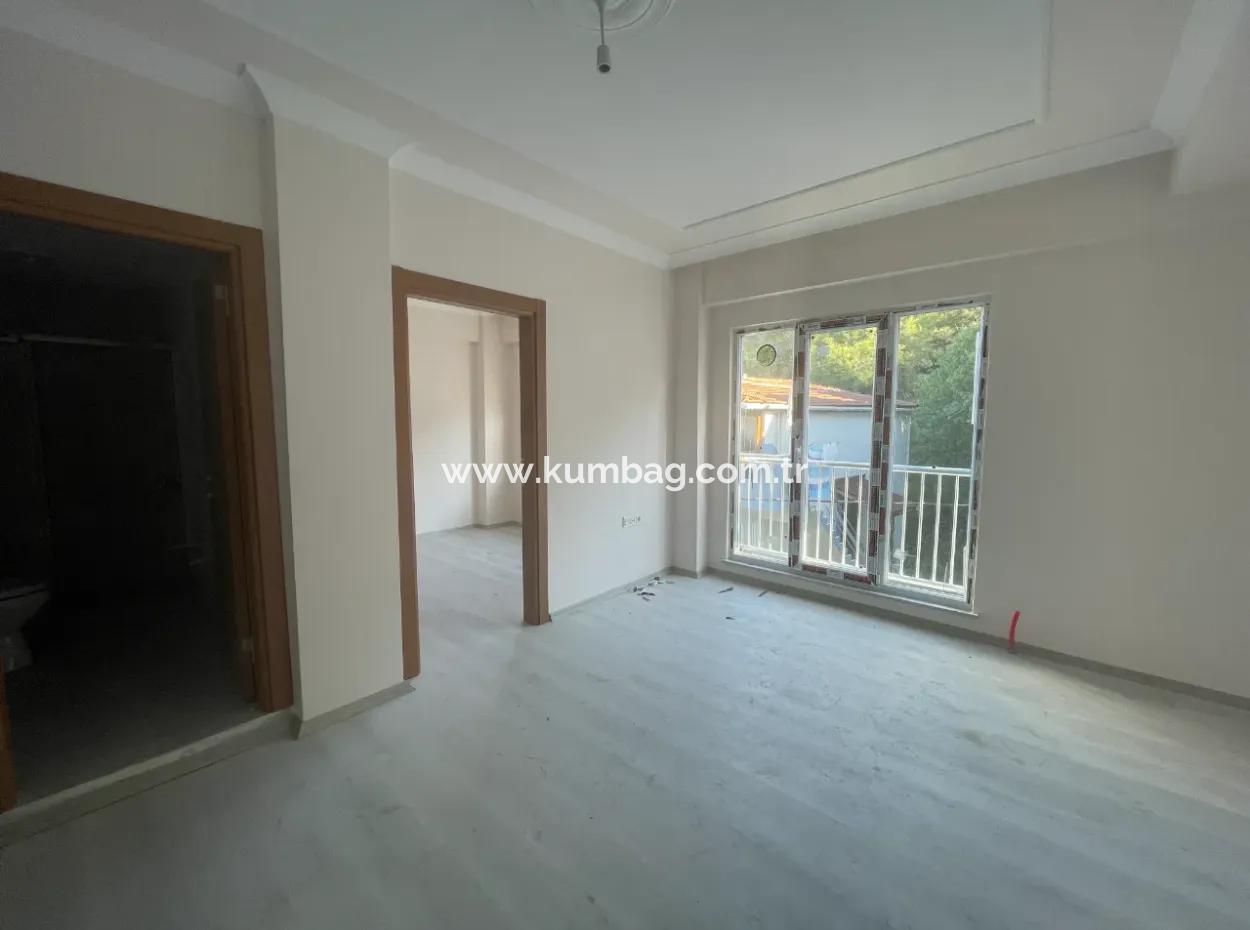 Kumbağ Pazar Sokağı Mevkii Yeni Binada 1+1 Satılık Sıfır Daire