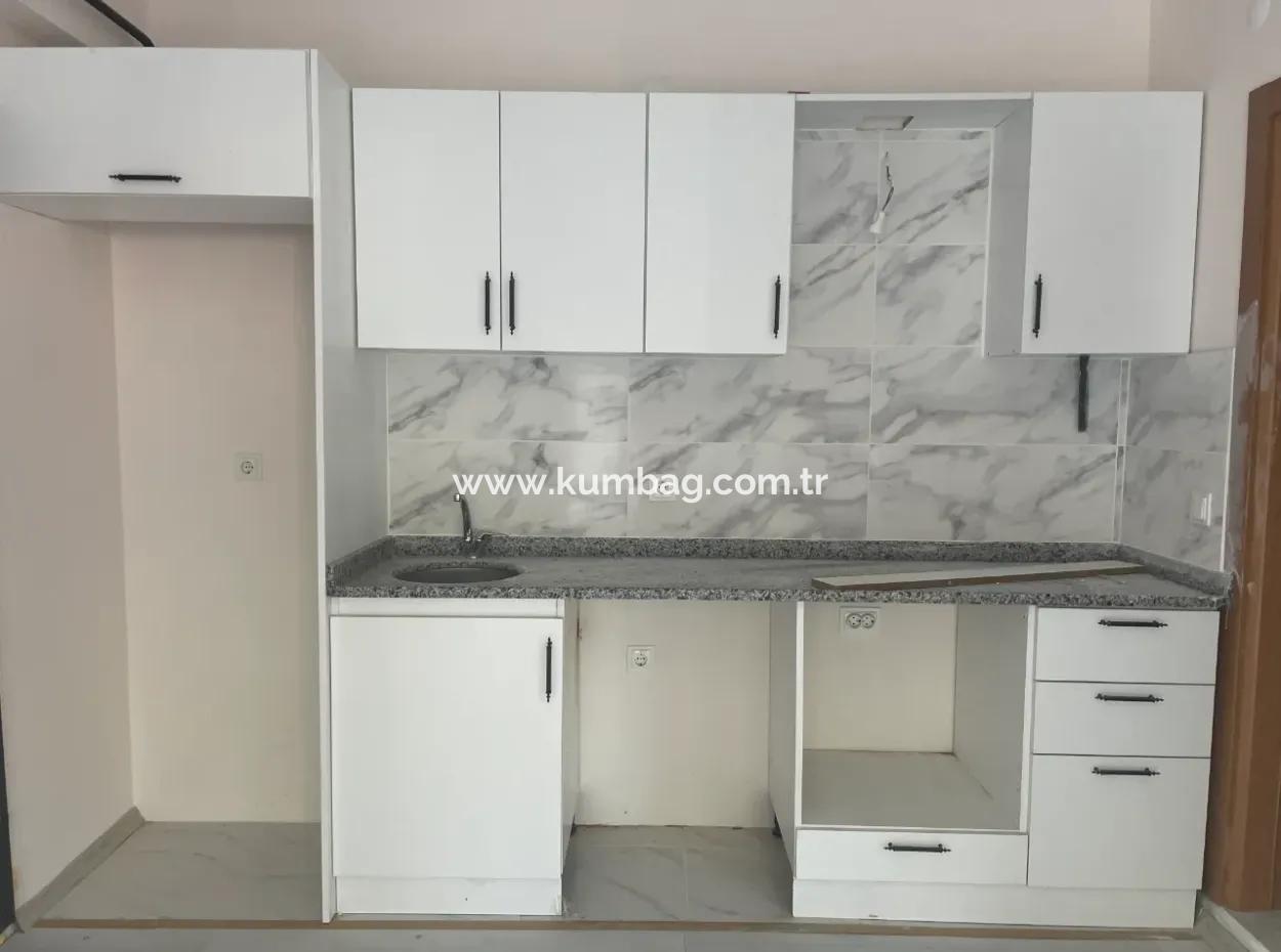 Kumbağ Pazar Sokağı Mevkii Yeni Binada 1+1 Satılık Sıfır Daire