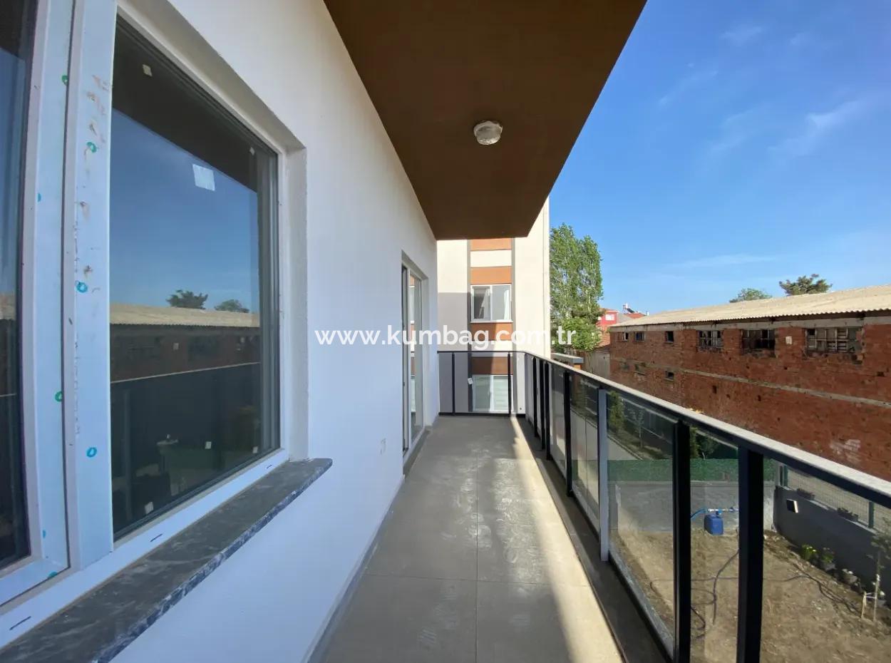 Kumbağ Havuzlu Sitede Denize Yakın Yaz-Kış Kiralık 2+1 Sıfır Daire