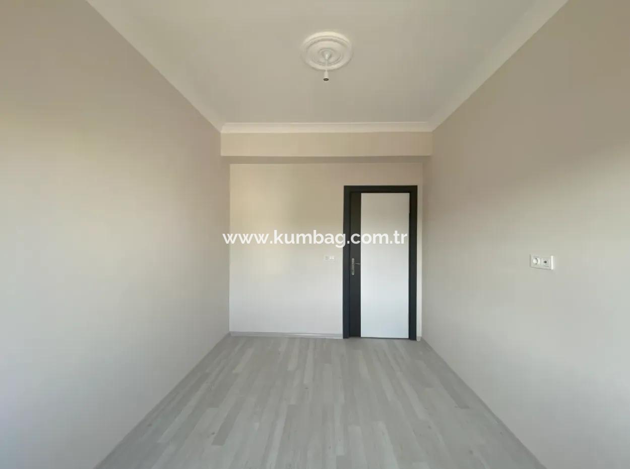 Kumbağ Havuzlu Sitede Denize Yakın Yaz-Kış Kiralık 2+1 Sıfır Daire