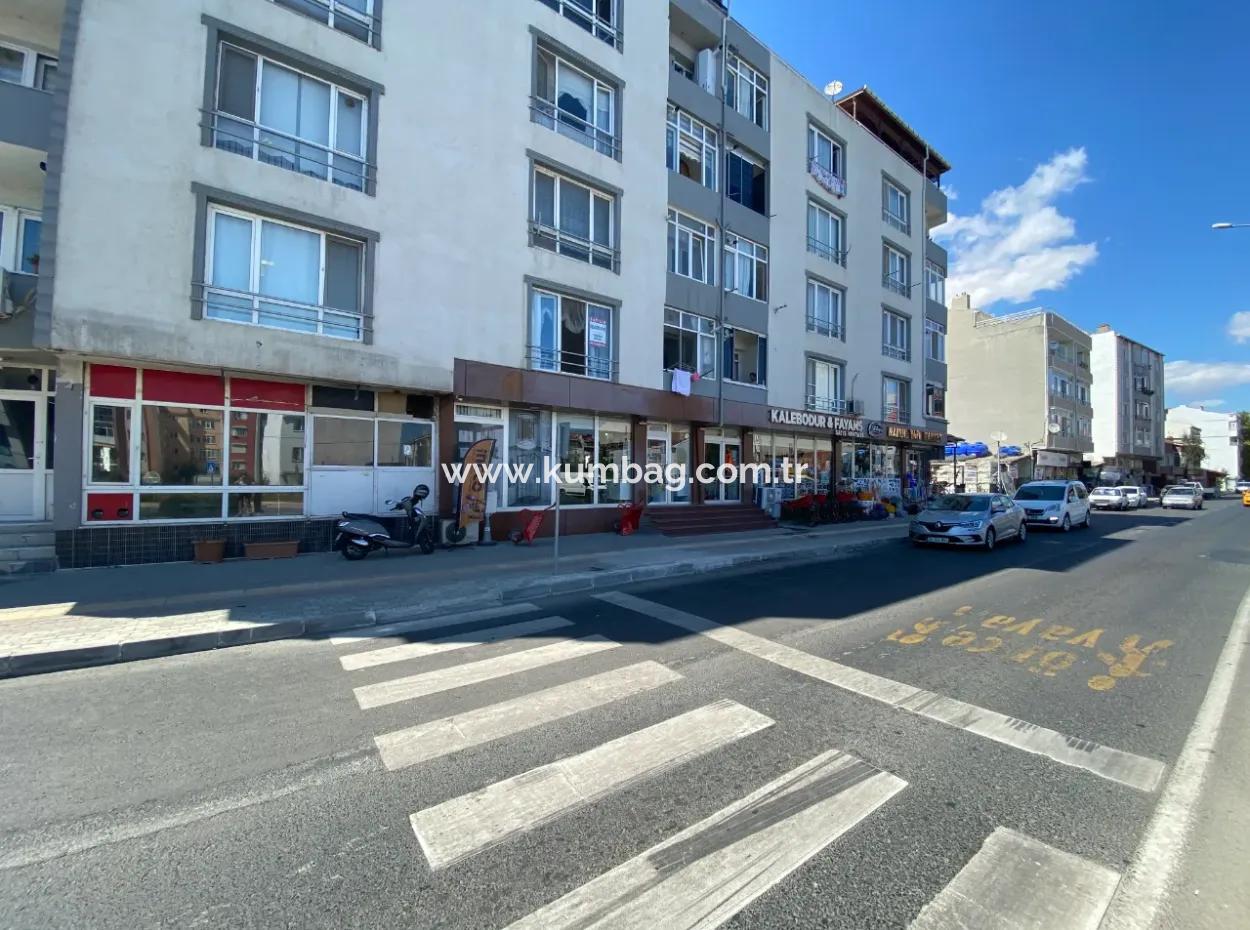 Altınova,Mahallesi'nin En İşlek Caddesinde Kiralık Dükkan