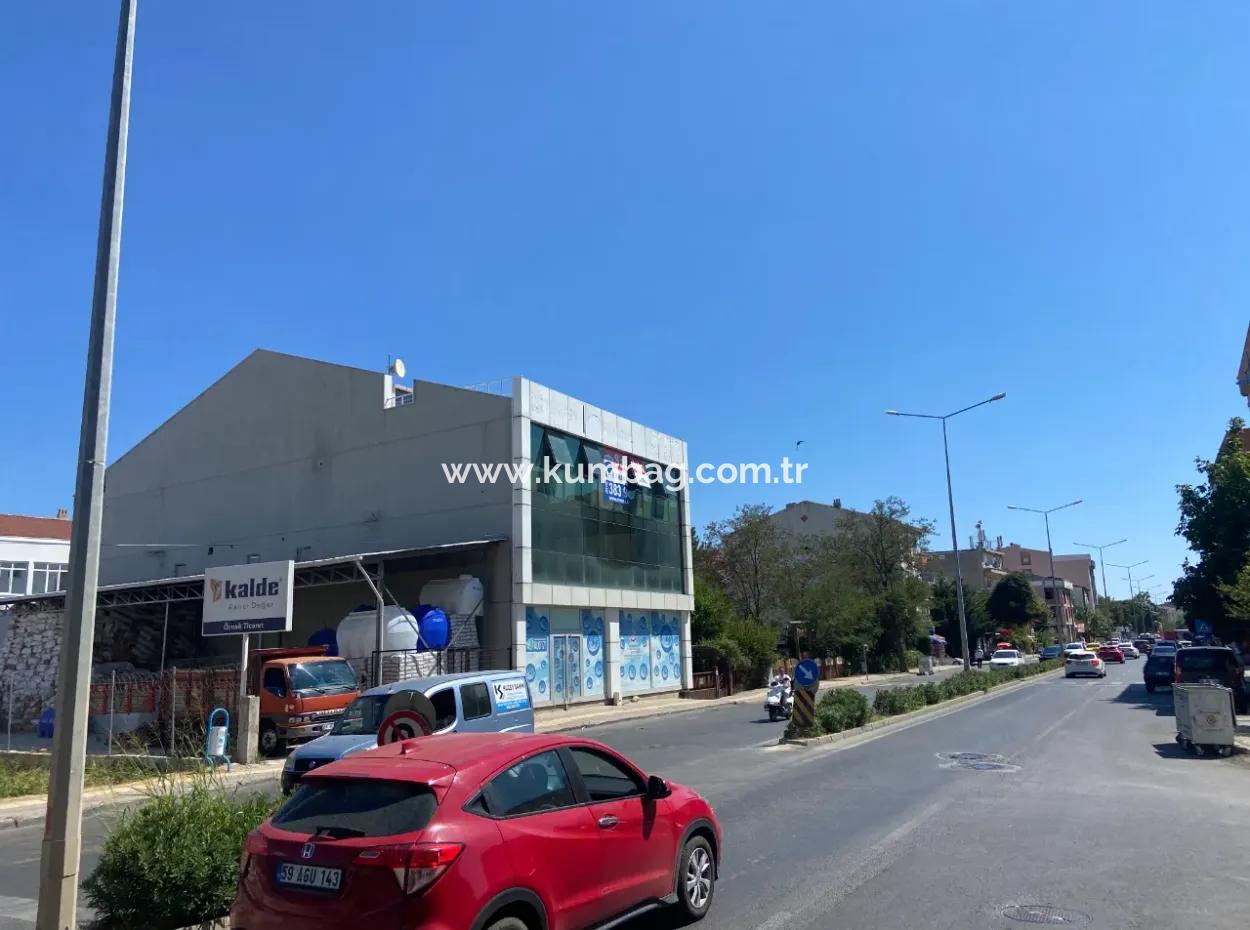 Altınova,Mahallesi'nin En İşlek Caddesinde Kiralık Dükkan