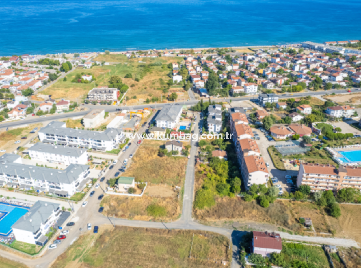 Kumbağ'da Köşe Parsel Konut İmarlı 270 M2 Tek Tapu Satılık Arsa