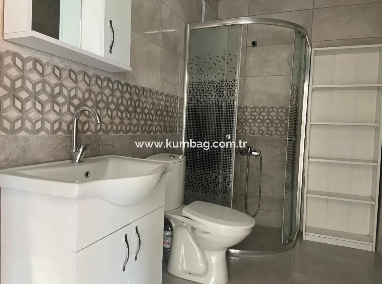Kumbağ Pazar Sokağı Mevkii Yeni Binada Kiralık 1+1 Daire