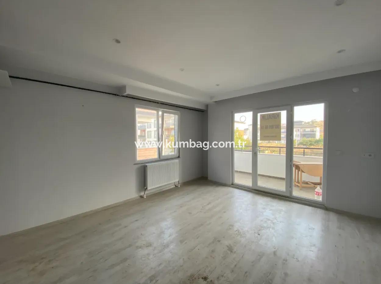 Kumbağ Havuzlu Ve Aquaparklı Sitede Yaz-Kış Kiralık 2+1 Daire