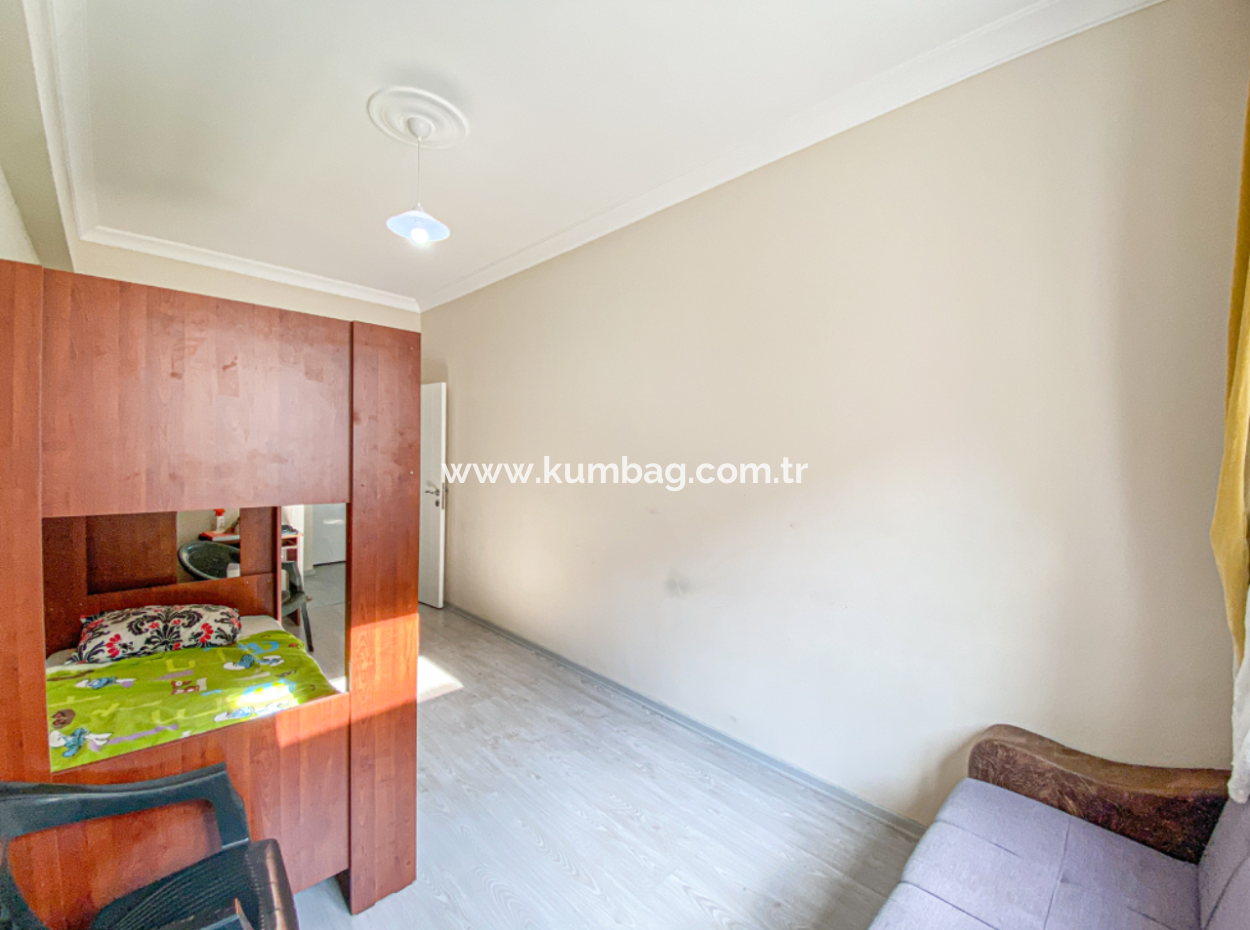 Kumbağ İlkokul Mevkii Satılık Giriş Kat 2+1 Daire
