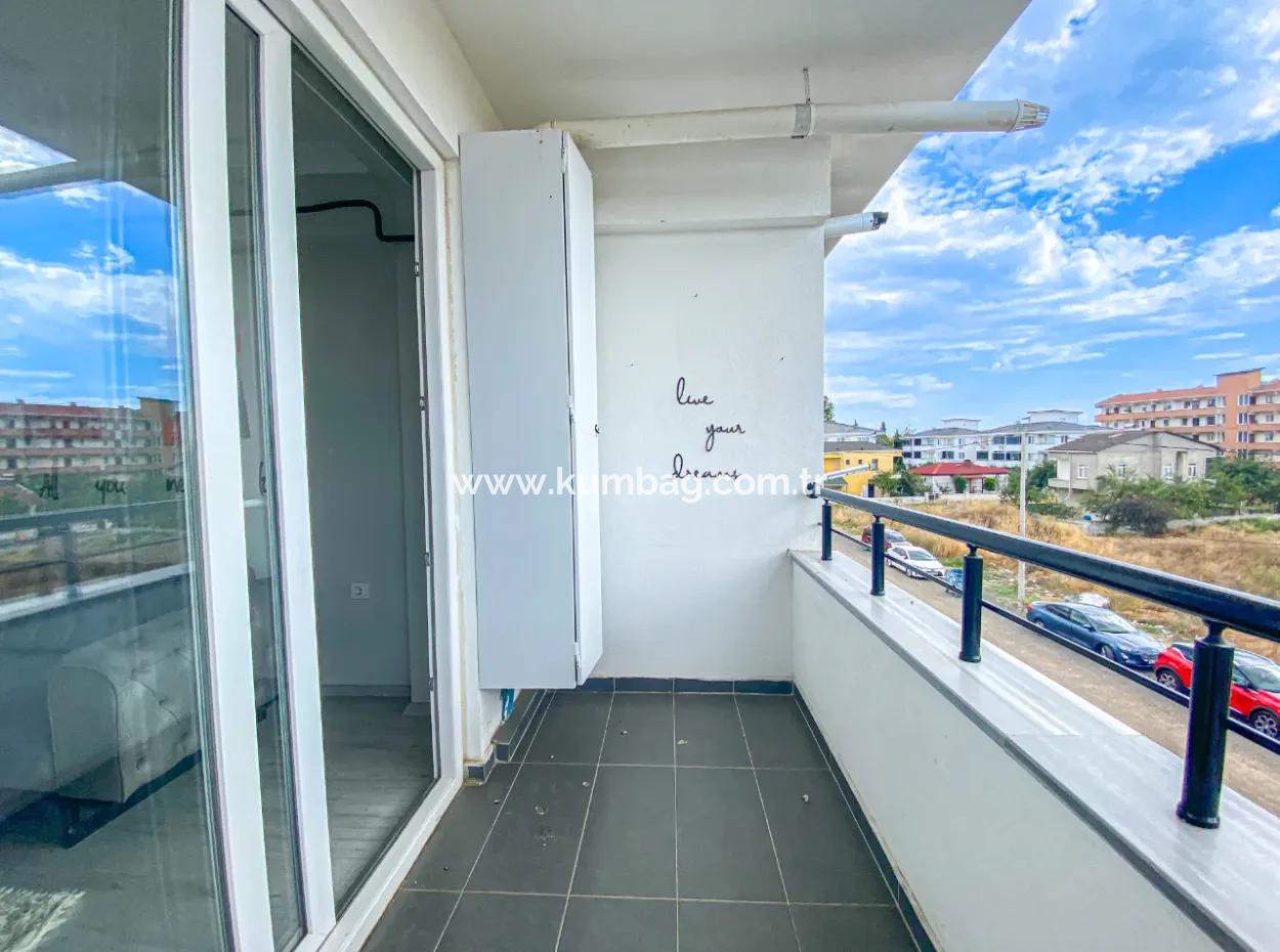 Kumbağ Havuzlu Ve Aquaparklı Site İçerisinde Satılık 1+1 Daire