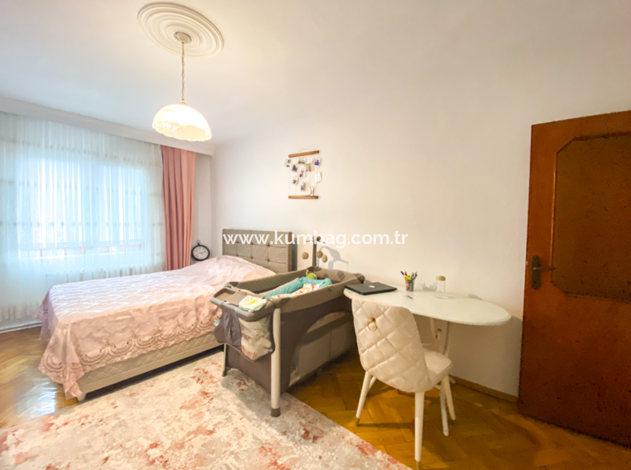 Altınova Mah. Site İçerisinde Deniz Manzaralı Satılık 2+1 Daire