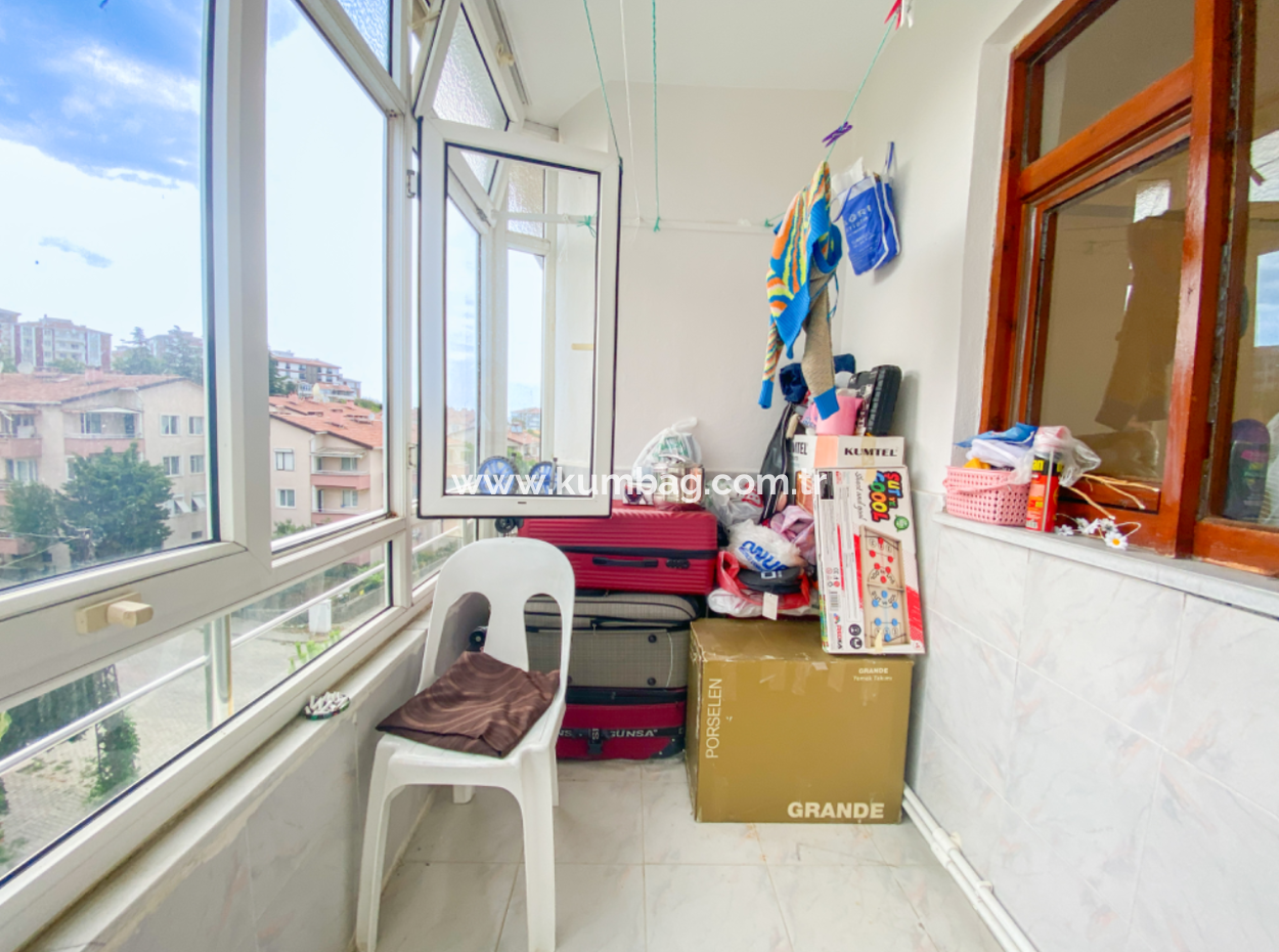 Altınova Mah. Site İçerisinde Deniz Manzaralı Satılık 2+1 Daire