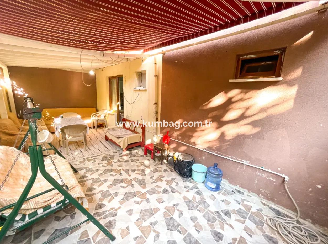 Kumbağ Balıkçı Limanı Ve Plaja Yakın Bahçeli Satılık 2+1 Daire