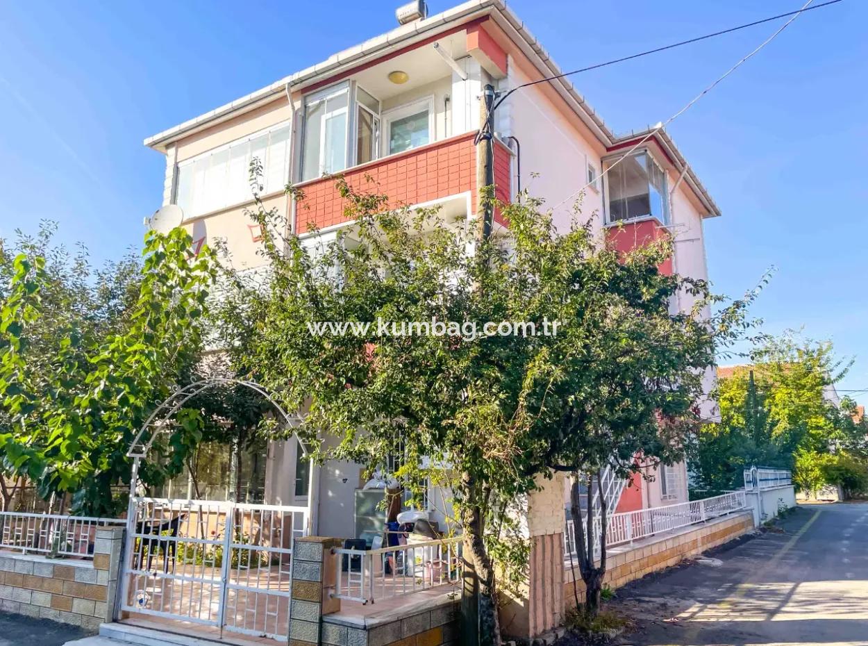 Caddenin Deniz Tarafı Geniş 2+1 Doğalgazlı Eşyalı Kiralık Daire