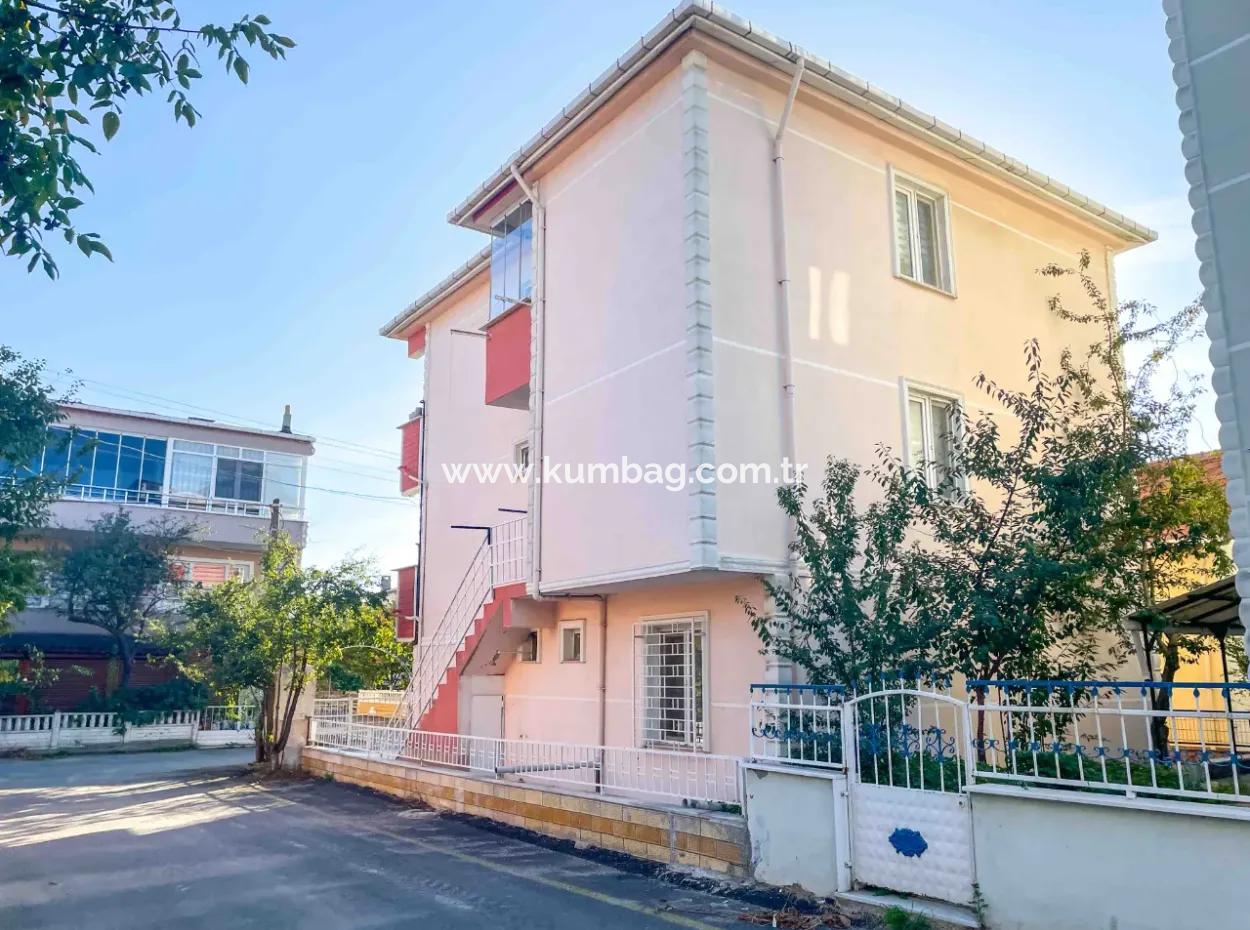 Caddenin Deniz Tarafı Geniş 2+1 Doğalgazlı Eşyalı Kiralık Daire