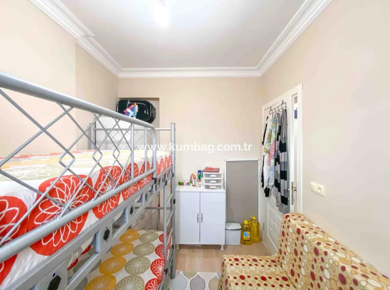 İskanlı Ve Kat Mülkiyetli Pazar Sokağı Mevkii Satılık 2+1 Daire