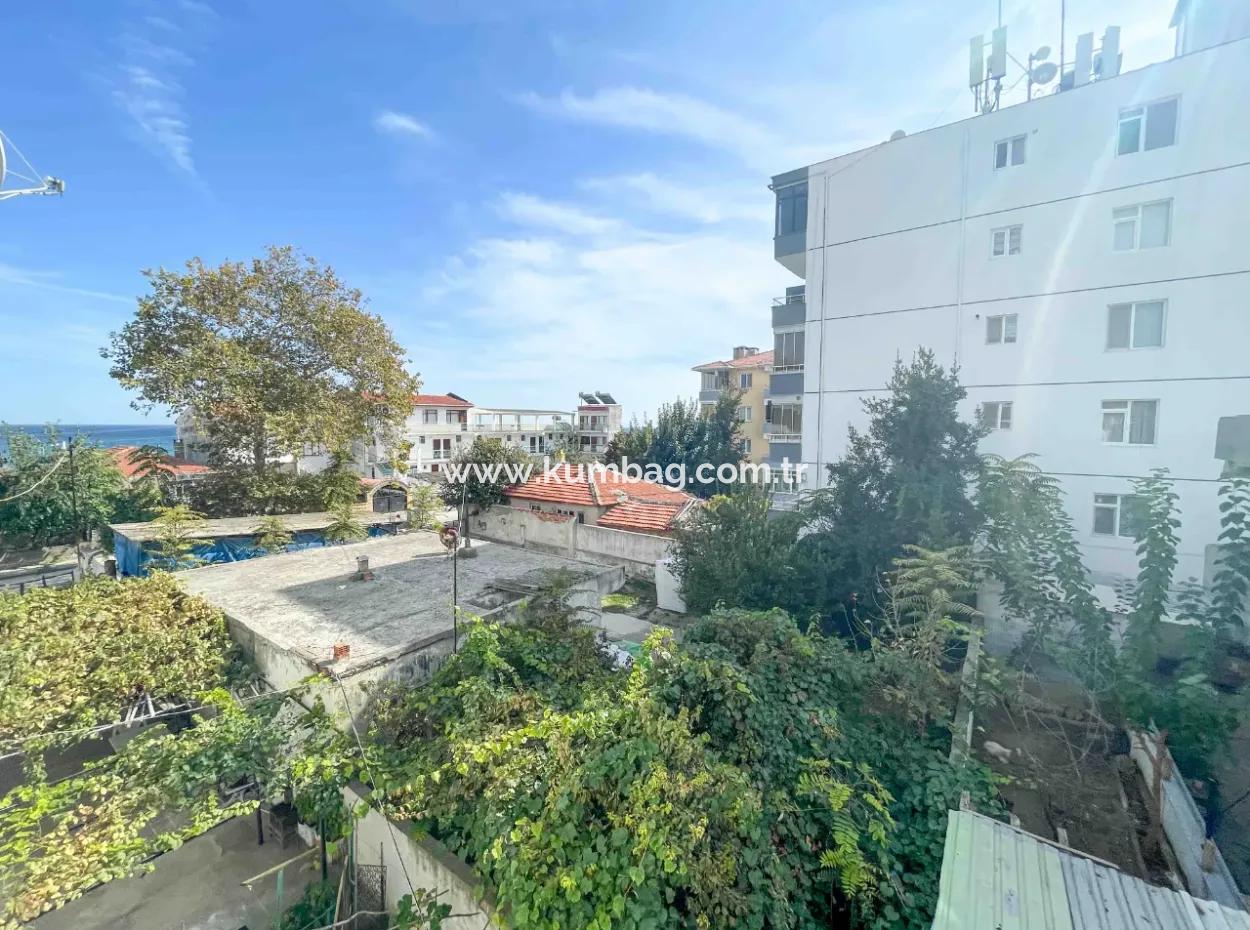Kumbağ'da Cadde Üstü Denize Yakın Eşyalı Doğalgazlı Kiralık 2+1