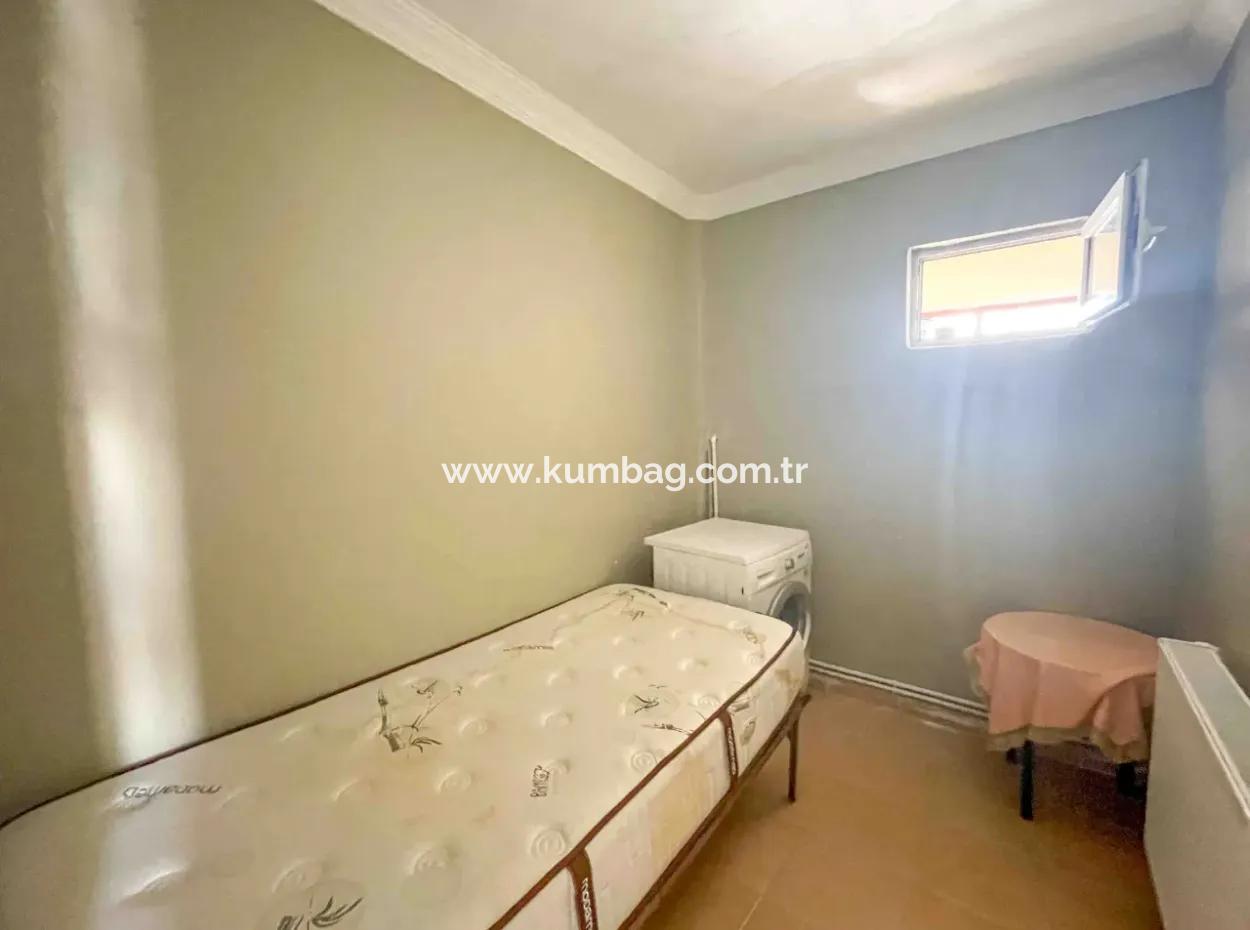 Kumbağ'da Cadde Üstü Denize Yakın Eşyalı Doğalgazlı Kiralık 2+1