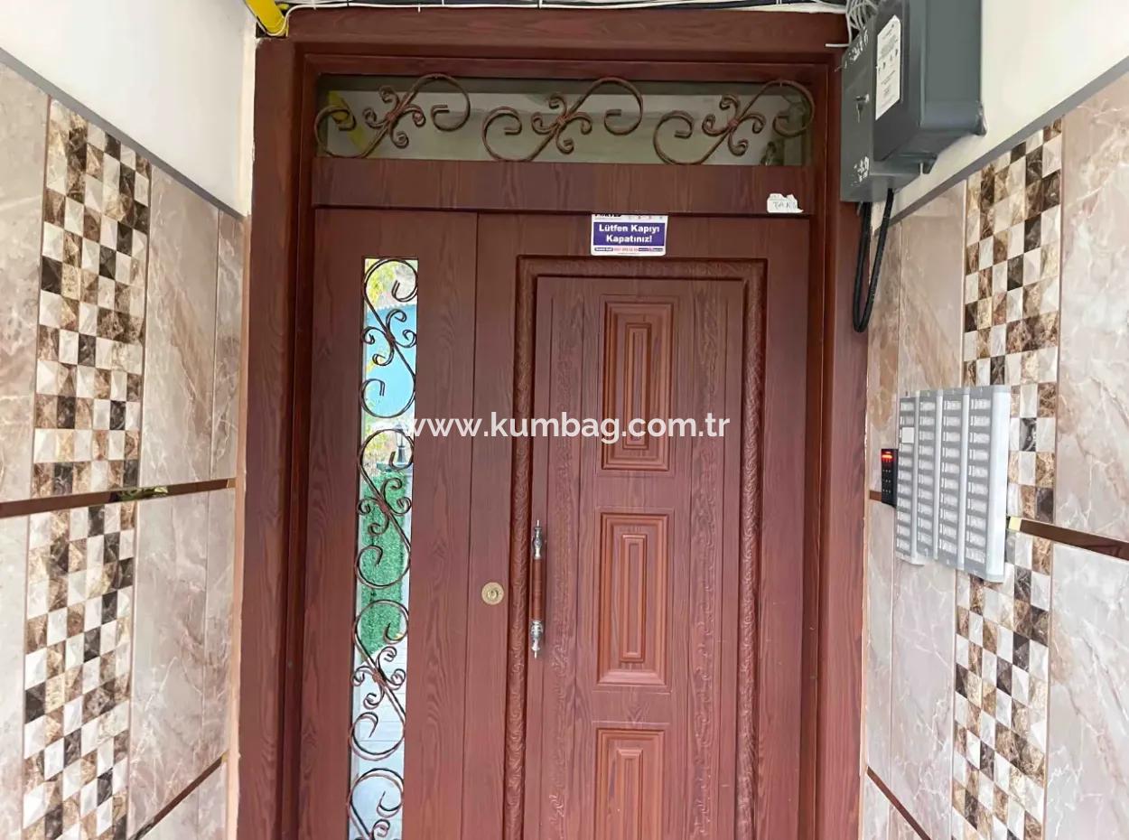 Mükemmel Manzaralı Denize Yakın Havuzlu Geniş Satılık 1+1 Daire