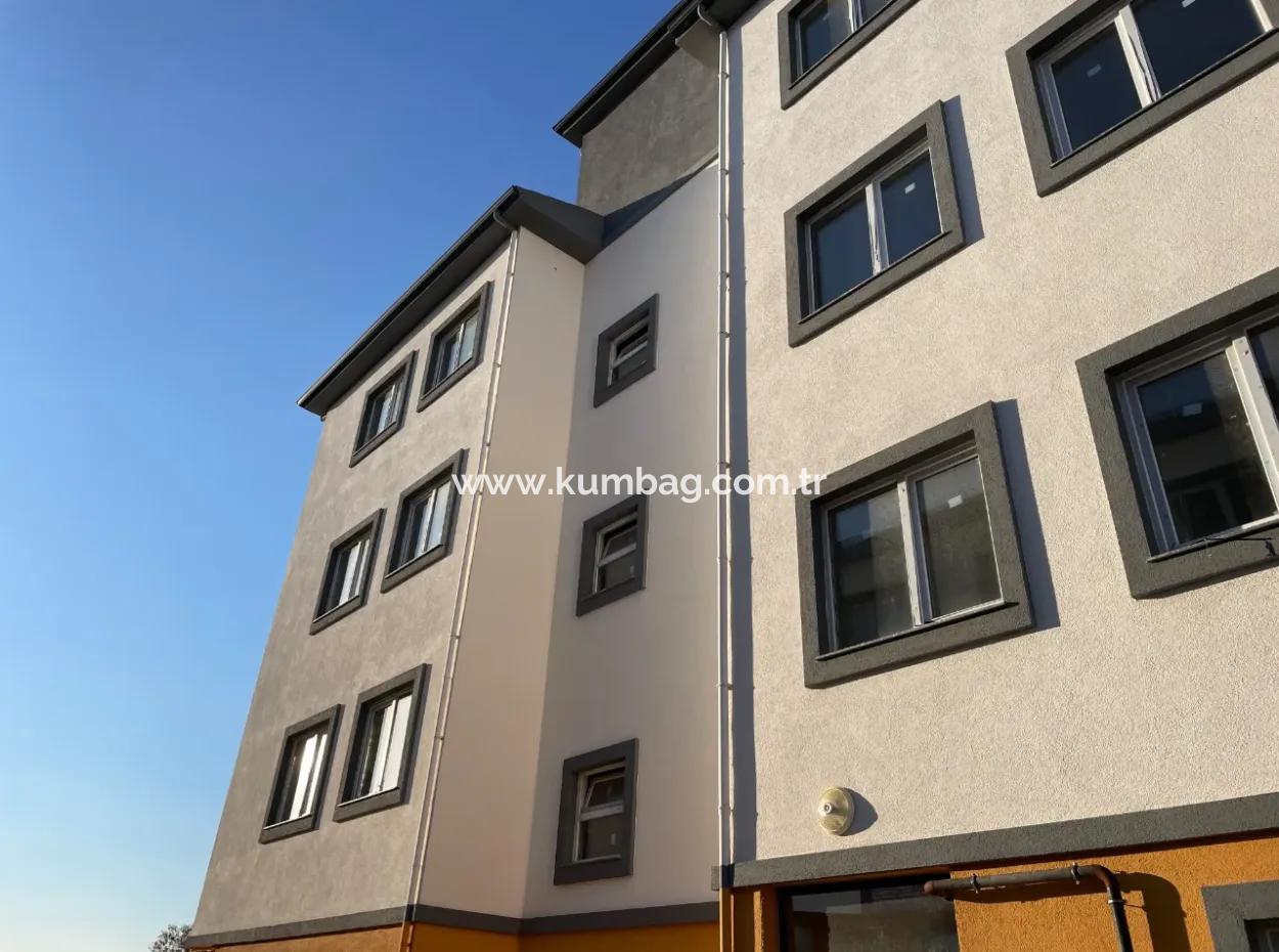 Kumbağ'da Cadde Üzerinde Site İçerisinde Satılık Sıfır 1+1 Daire