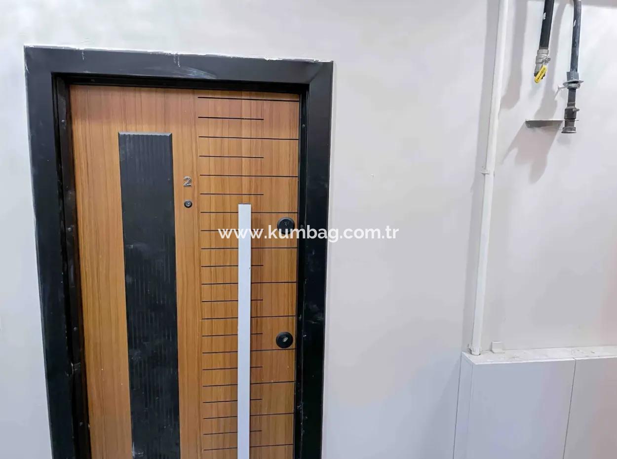 Kumbağ'da Cadde Üzerinde Site İçerisinde Satılık Sıfır 1+1 Daire