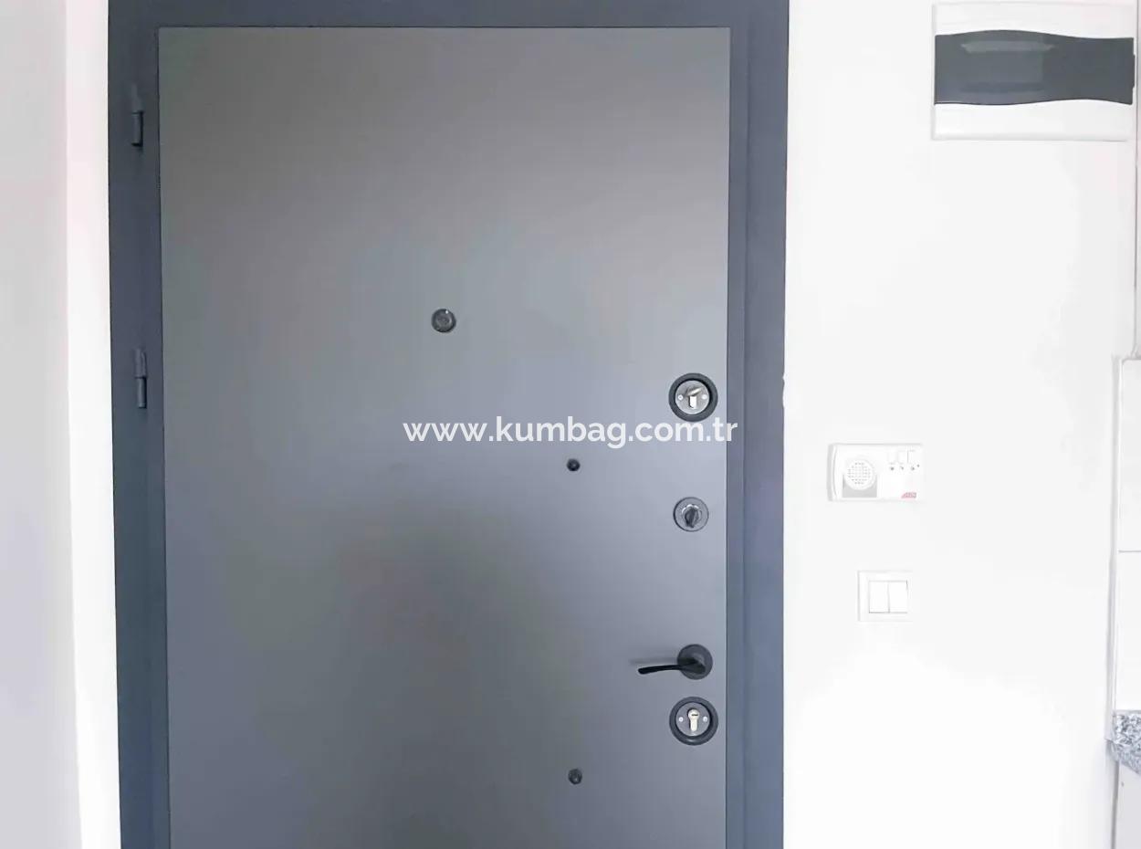 Kumbağ'da Havuzlu Site İçinde Bahçeli Sıfır 1+1 Satılık Daire