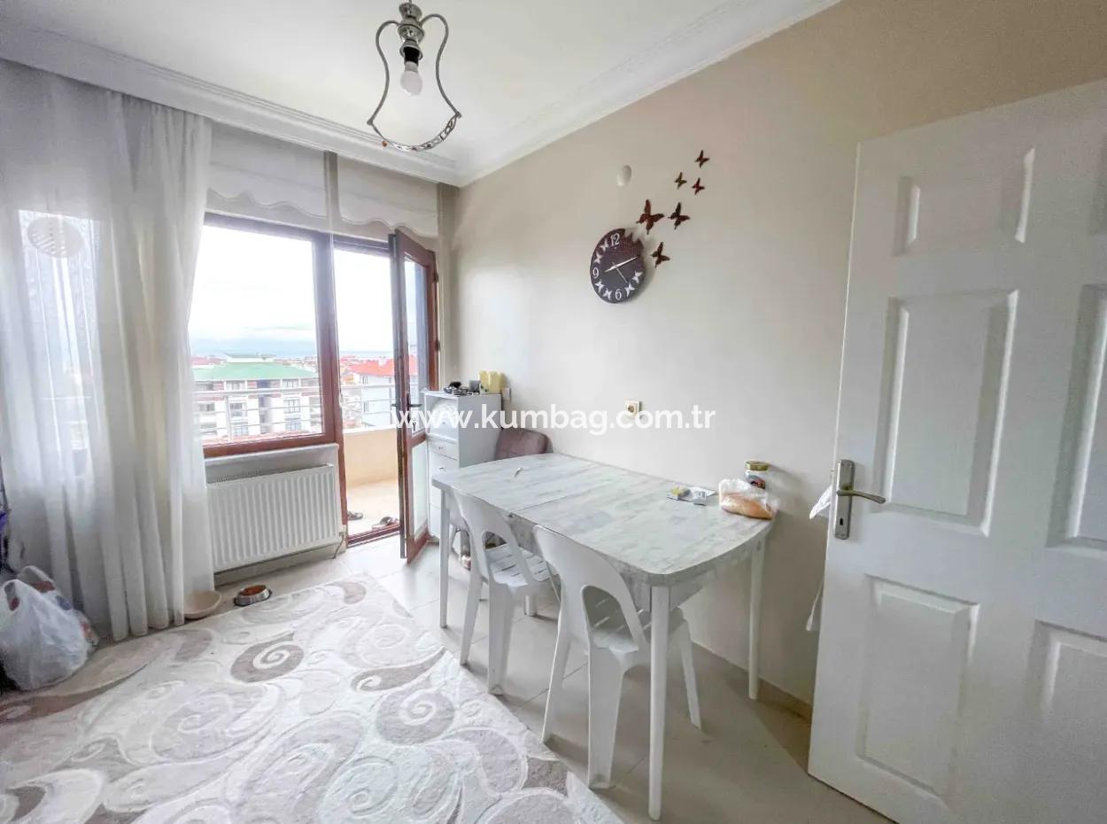 Altınova'da Deniz Manzaralı İskanlı Geniş Satılık 3+1 Daire