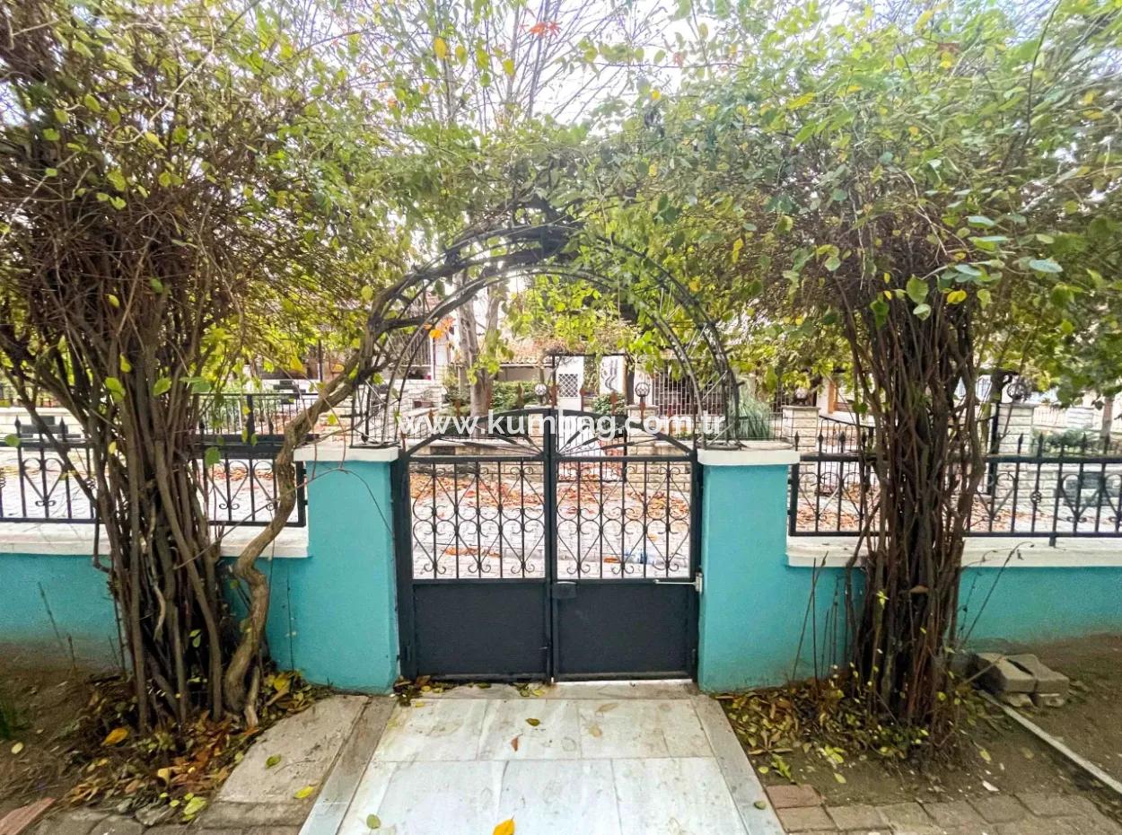 Kumbağ'da Havuzlu Ve Çocuk Parklı Site İçinde Satılık 2+1 Daire