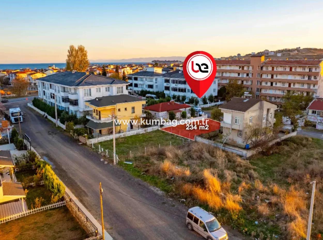 Merkezi Konumda İmarlı Ve İfrazlı İnşaata Hazır Satılık Arsalar