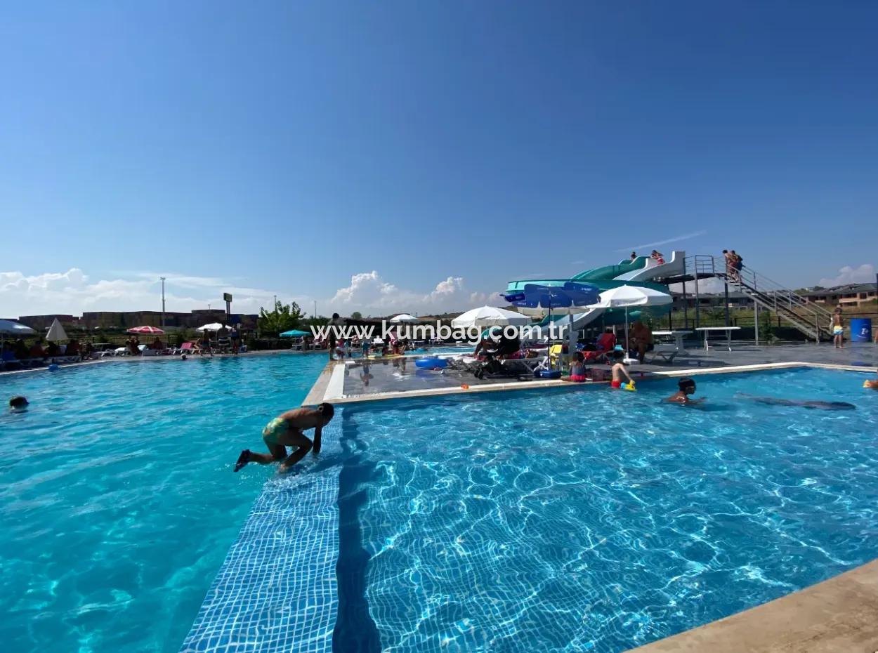 Aquaparklı Havuzlu Denize Yakın Kayakent Sitesinde Satılık 2+1