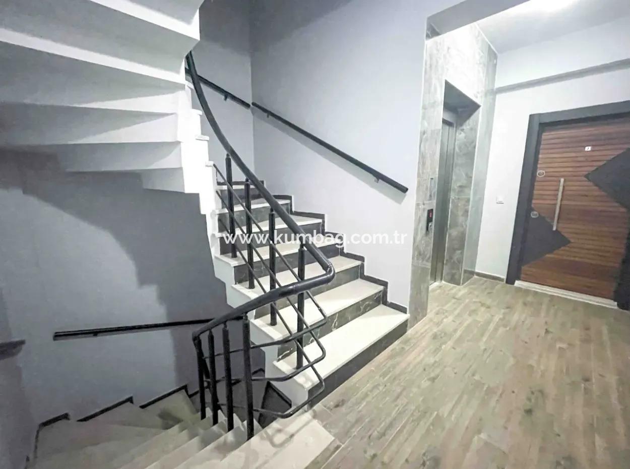 Kumbağ Pazar Sokağı Yeni İskanlı Full Eşyalı Satılık 2+1 Daire