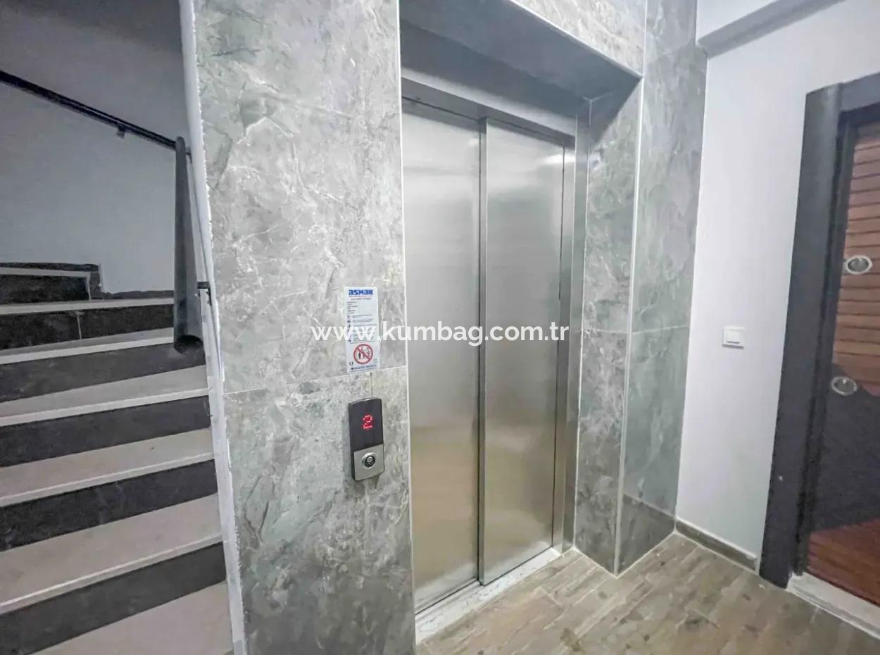 Kumbağ Pazar Sokağı Yeni İskanlı Full Eşyalı Satılık 2+1 Daire