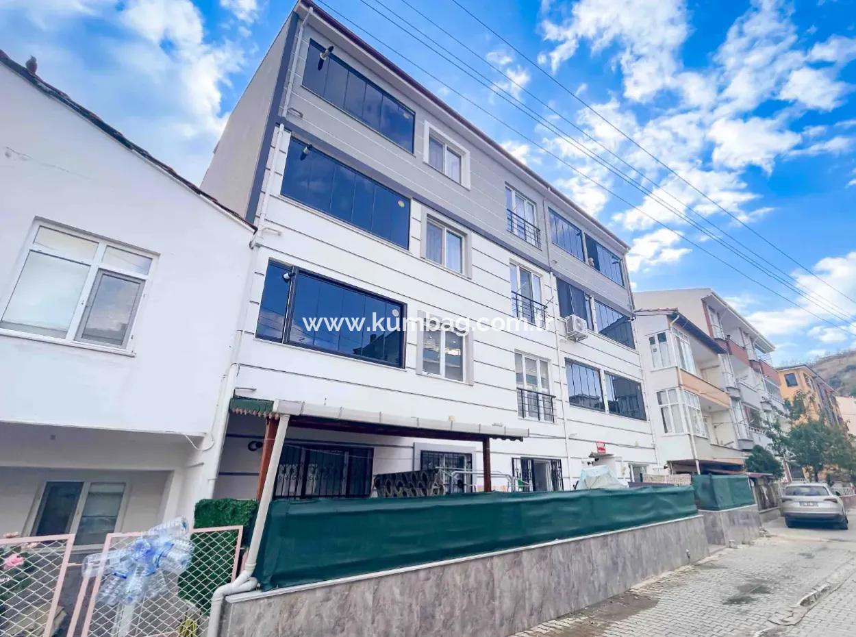 Kumbağ Pazar Sokağı Yeni İskanlı Full Eşyalı Satılık 2+1 Daire
