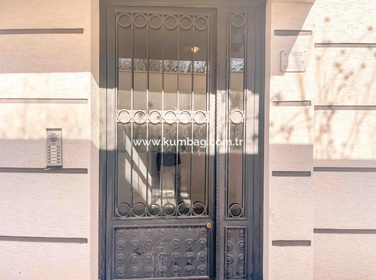 Komple Deniz Manzaralı Kumbağ Tepede İskanlı Satılık 2+1 Daire