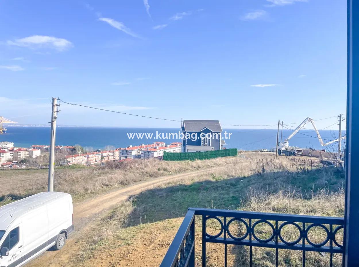 Komple Deniz Manzaralı Kumbağ Tepede İskanlı Satılık 2+1 Daire