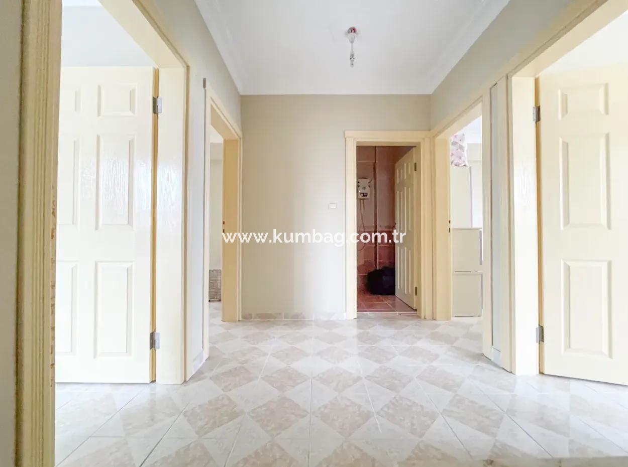 Kumbağ Merkezi Konumda Satılık 2 Katlı 4+1 Bahçeli Müstakil Ev