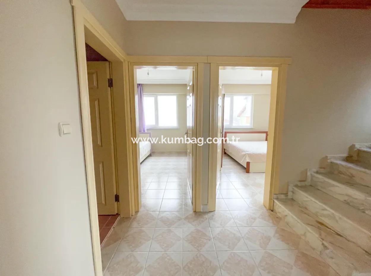 Kumbağ Merkezi Konumda Satılık 2 Katlı 4+1 Bahçeli Müstakil Ev