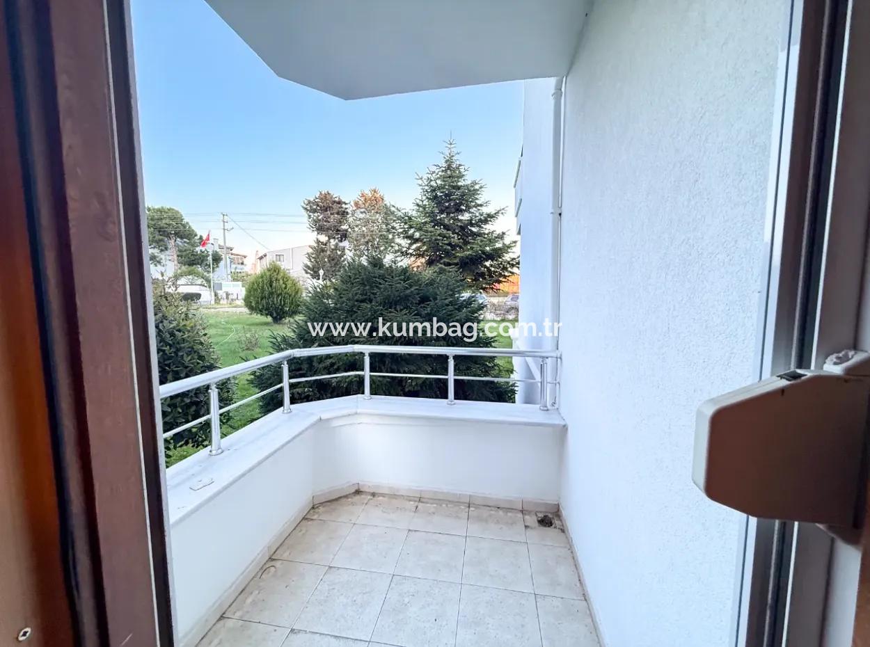 Kumbağ Denize Sıfır Gözde Sitesinde Satılık Çok Geniş 2+1 Daire