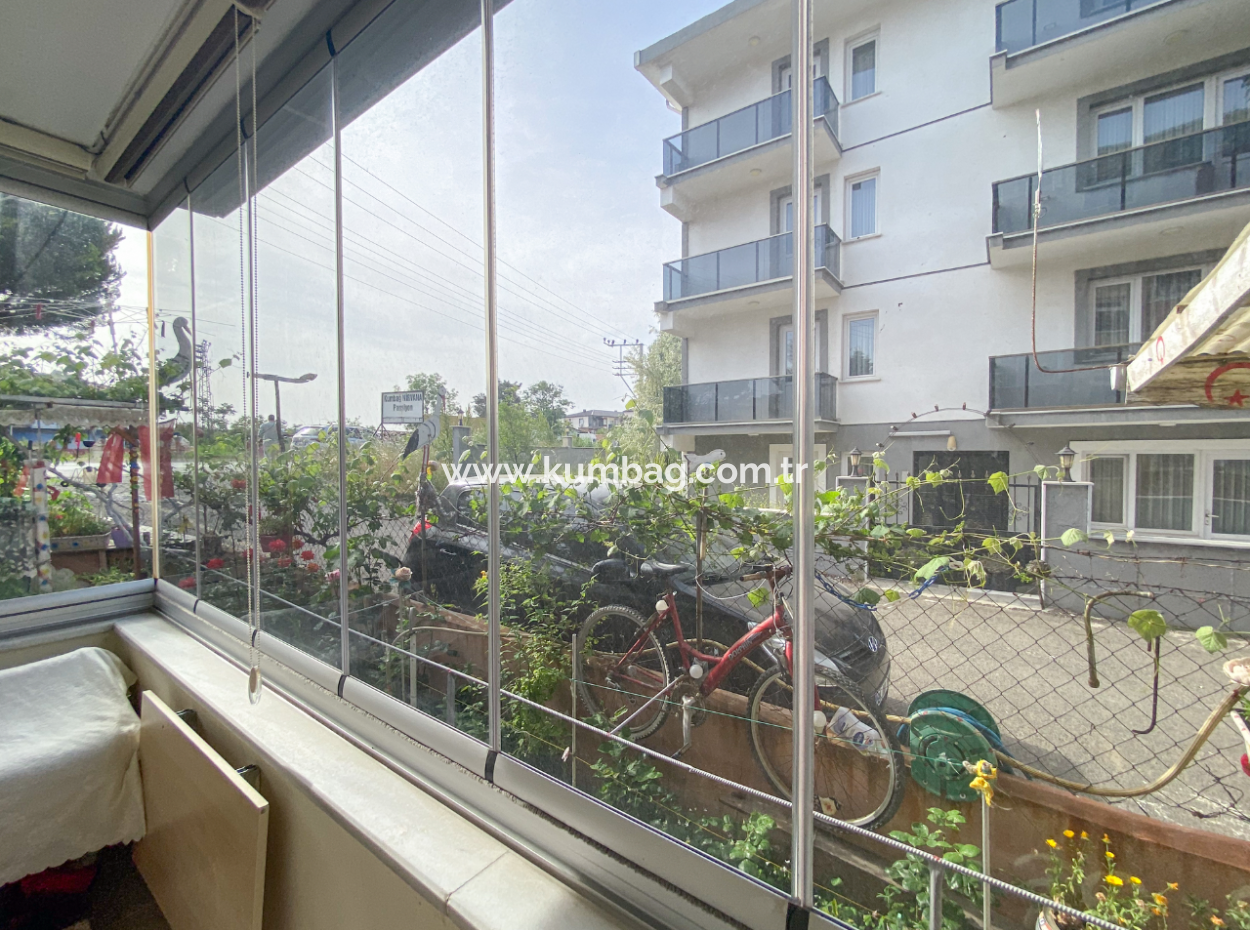 Kumbağ Cadde Üzerinde Satılık 2+1 Bahçe Kat Daire