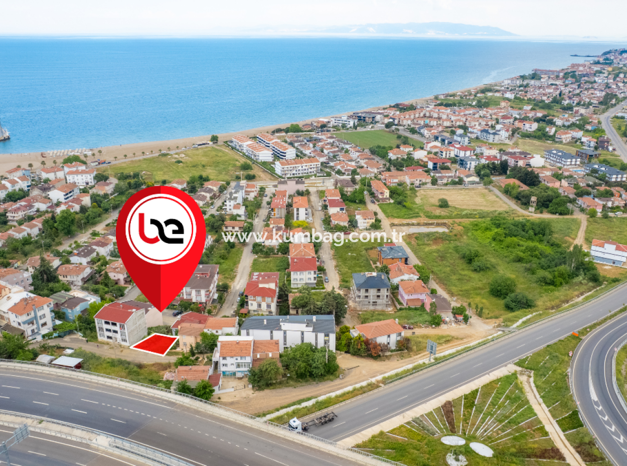 Komple Deniz Manzaralı Plaja Yakın Bitişik Nizam Satılık Arsa