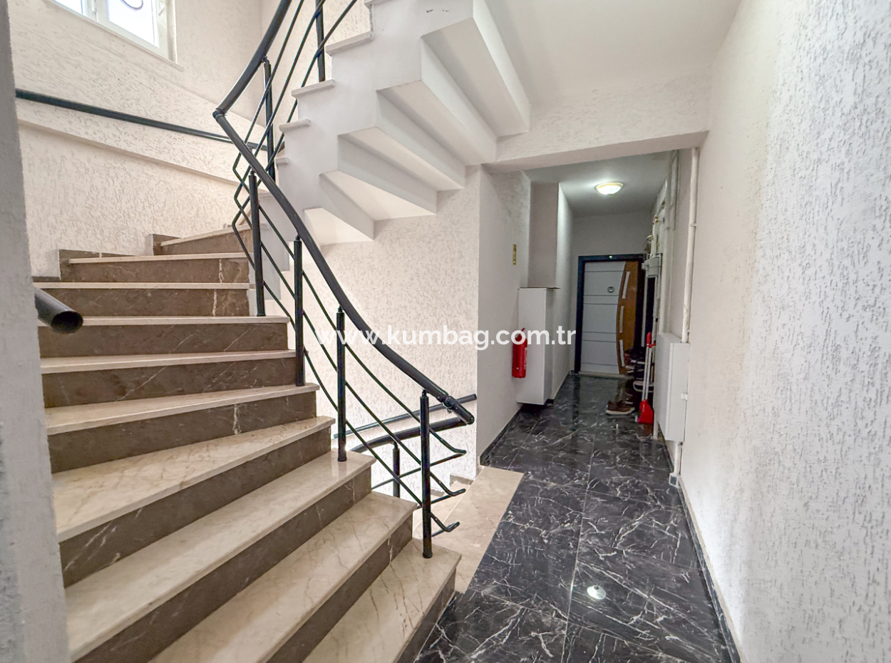 Kumbağ Ana Caddeye Sıfır Site İçinde Kiralık 1+1 Daire