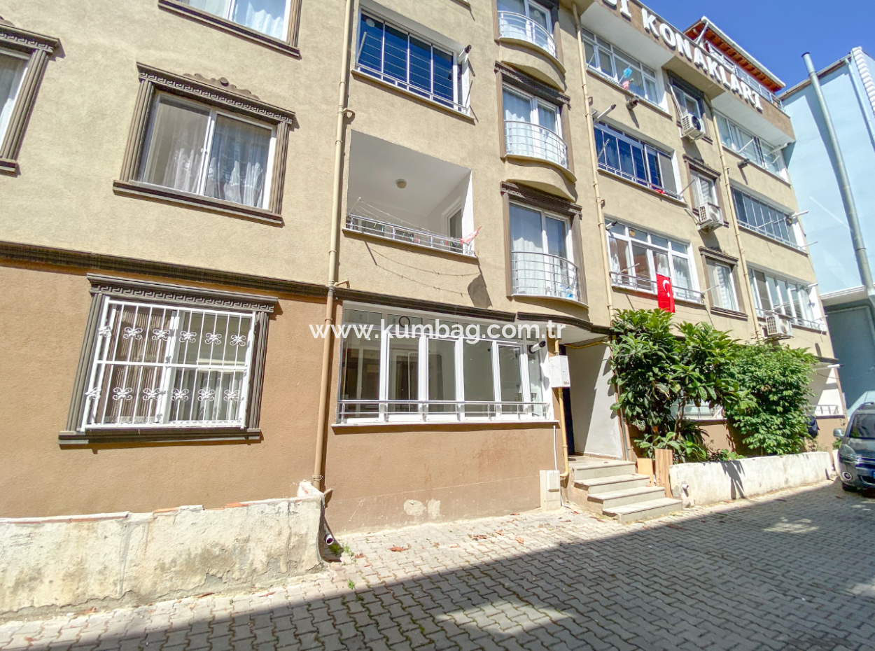 Kumbağ Merkezi Konumda Geniş Balkonlu Kiralık 1+1 Daire