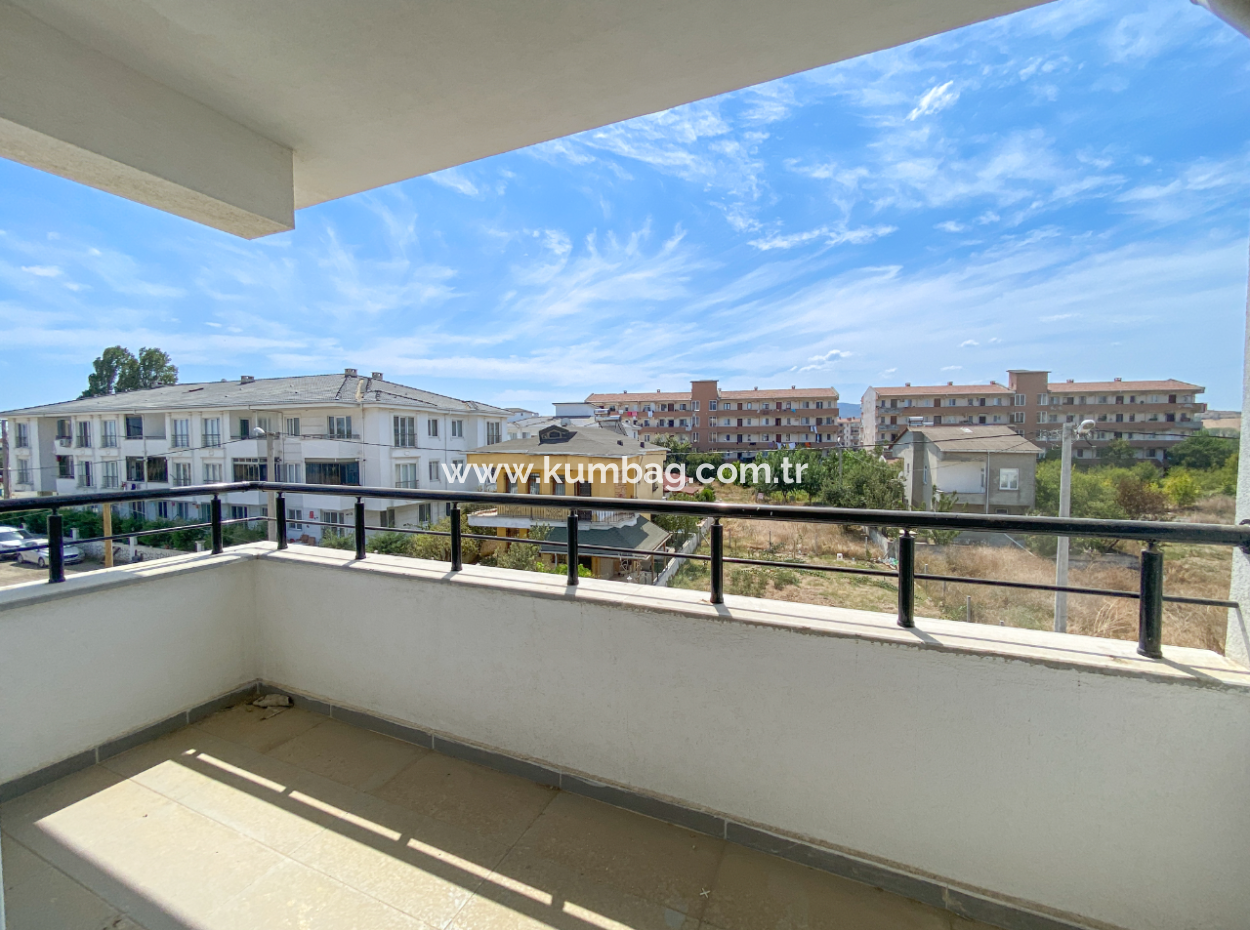 Aquaparklı Havuzlu Denize Yakın Kayakent Sitesinde Satılık 2+1