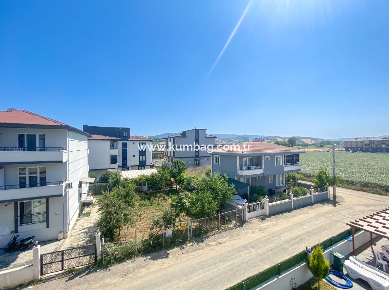 Havuzlu Aquaparklı Güvenlikli Site İçinde Satılık 1+1 Daire