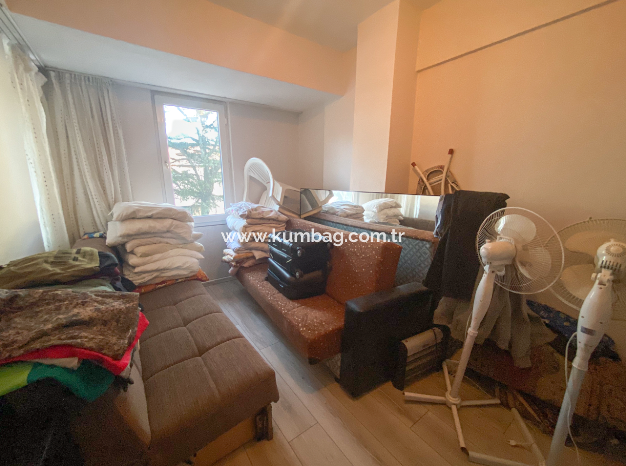  Kumbağ'da Denize Sıfır Site İçinde Satılık 3+1 Bahçeli Villa