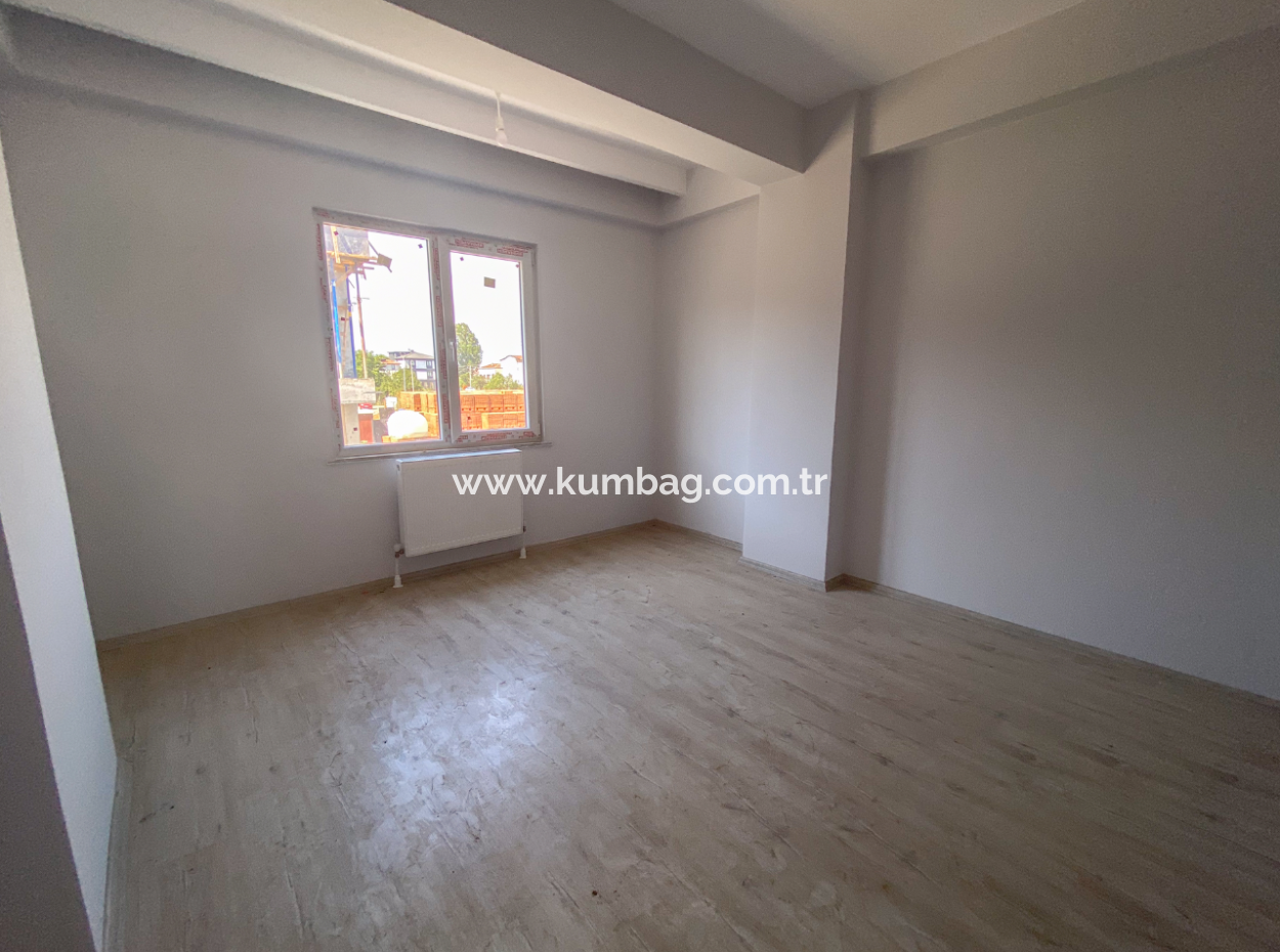 Havuzlu Aquaparklı Güvenlikli Site İçinde Kiralık 2+1 Daire