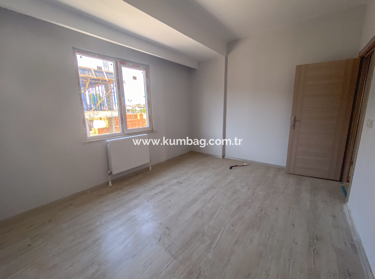 Havuzlu Aquaparklı Güvenlikli Site İçinde Kiralık 2+1 Daire