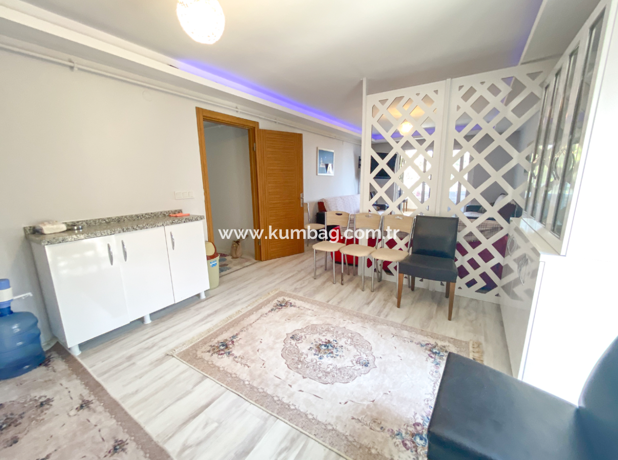 Kumbağ'da Deniz Manzaralı Havuzlu Eşyalı 2+1 Satılık Daire