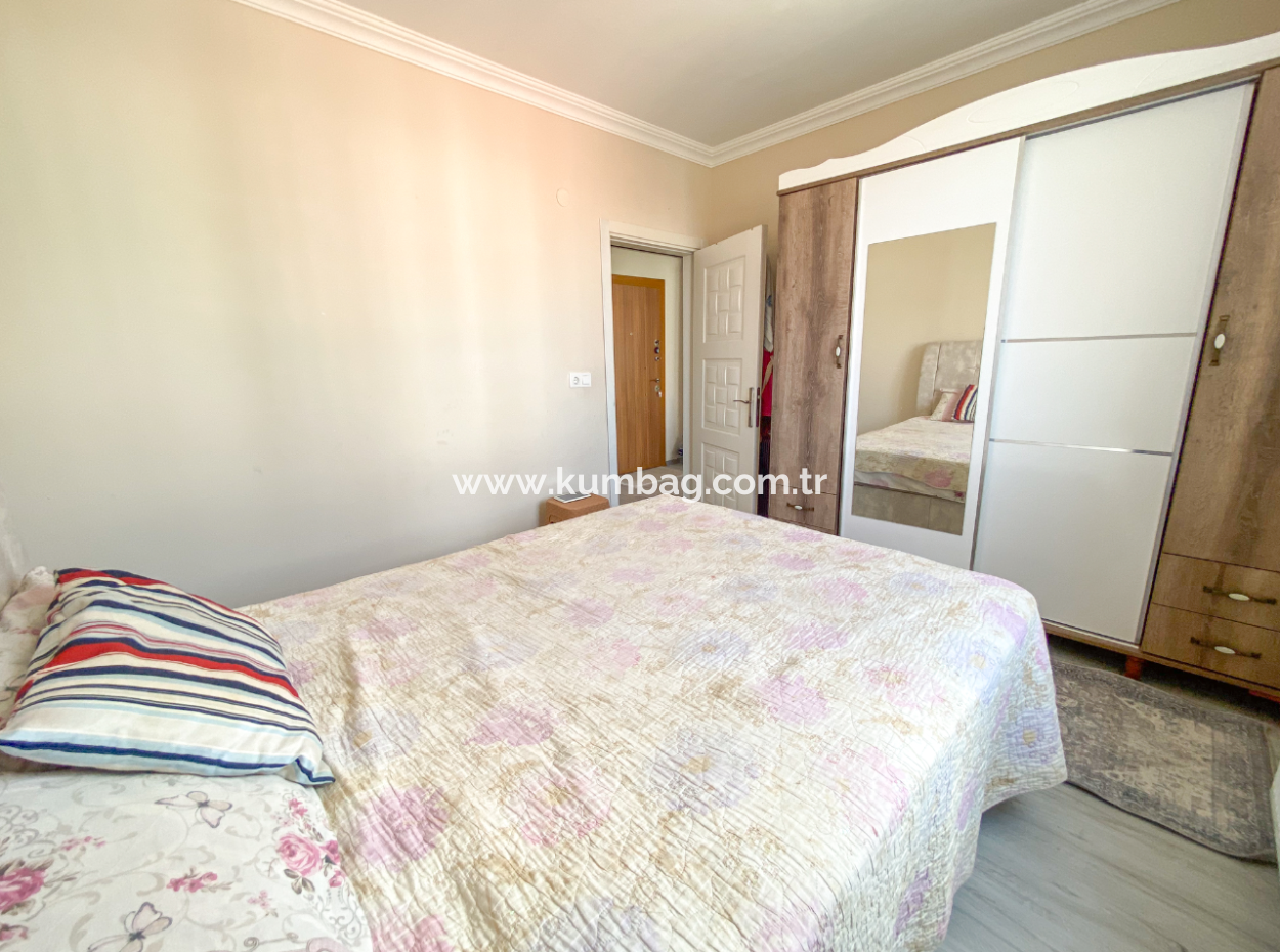 Kumbağ'da Merkezi Konumda Eşyalı 2+1 Kiralık Daire