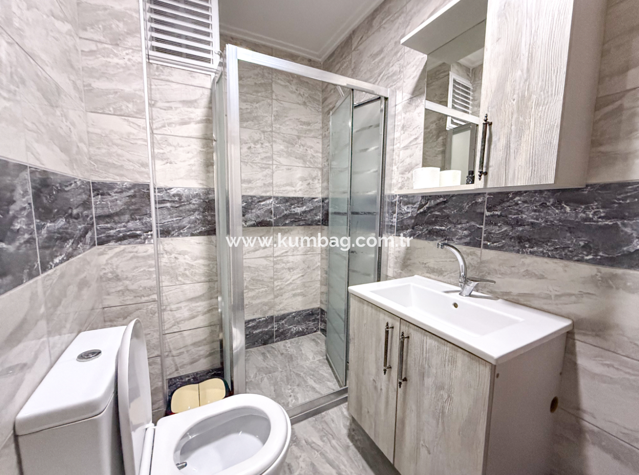 Kumbağ Sahil Kordonuna Yakın Cadde Üzerinde Satılık Apart Otel