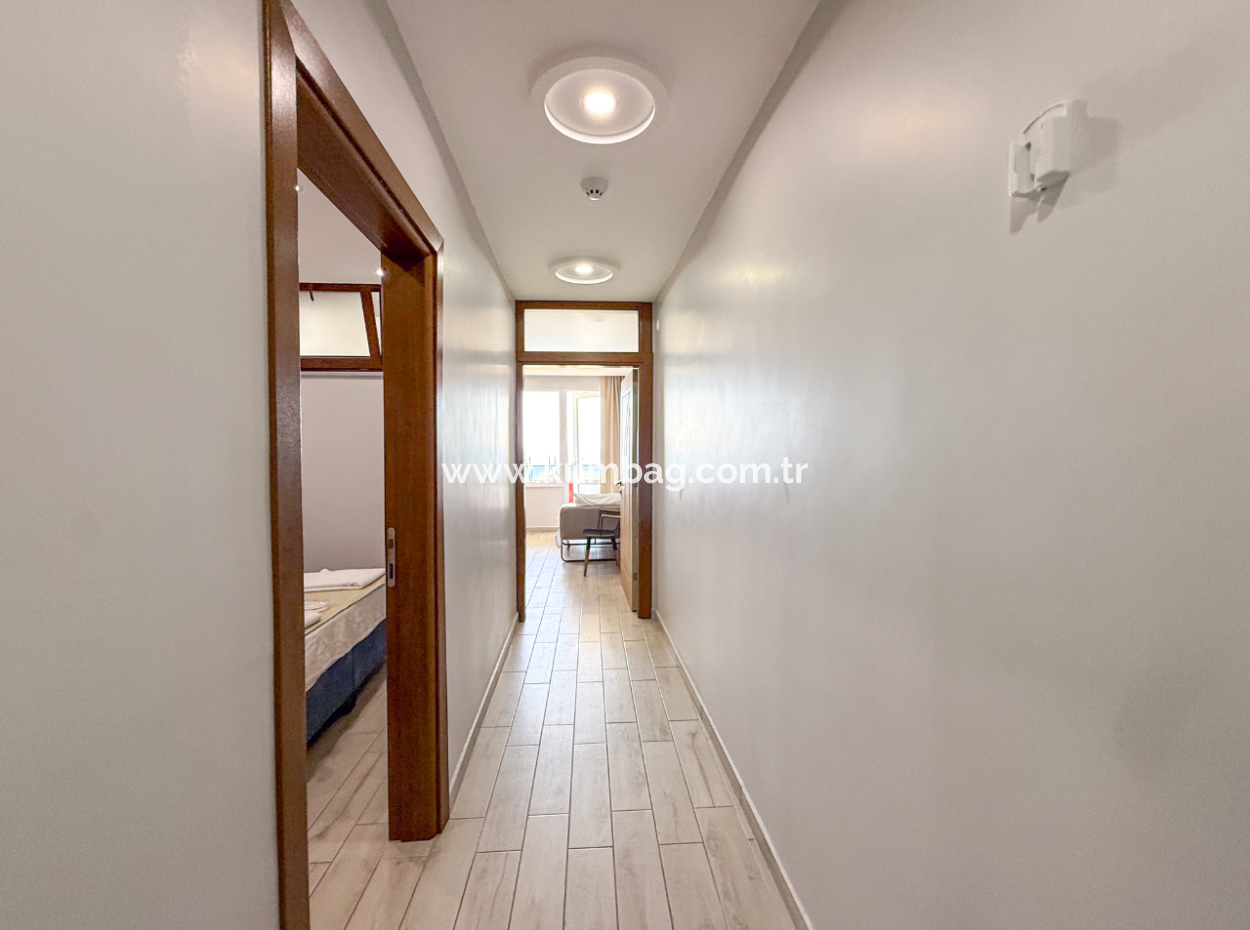 Kumbağ Sahil Kordonuna Yakın Cadde Üzerinde Satılık Apart Otel