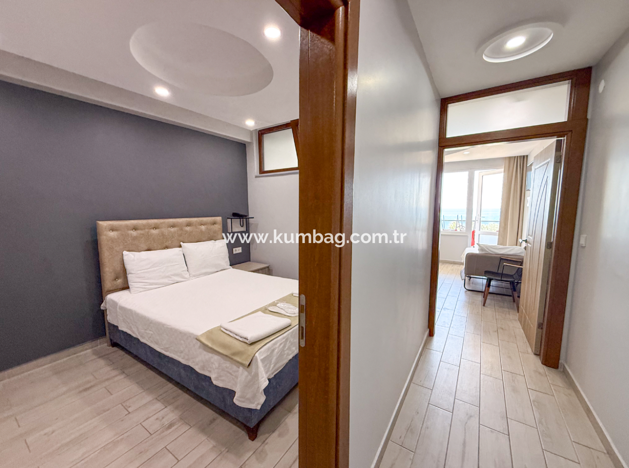 Kumbağ Sahil Kordonuna Yakın Cadde Üzerinde Satılık Apart Otel